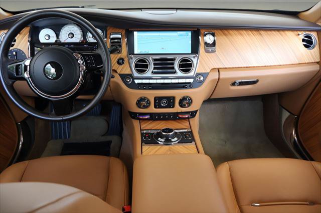 Certified 2016 Rolls-Royce Wraith RWD image 4