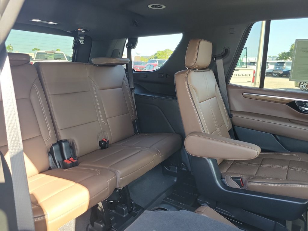 Certified 2026 Chevrolet Tahoe High Country w/ LPO, Illumination Package RWD image 27