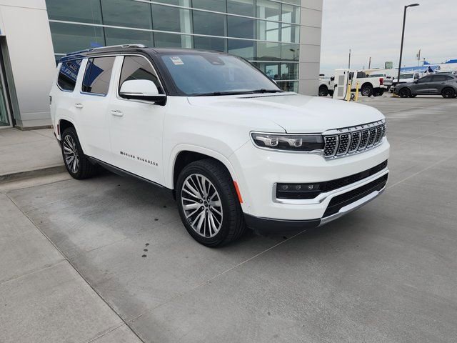 Used 2022 Jeep Grand Wagoneer Series III image 3