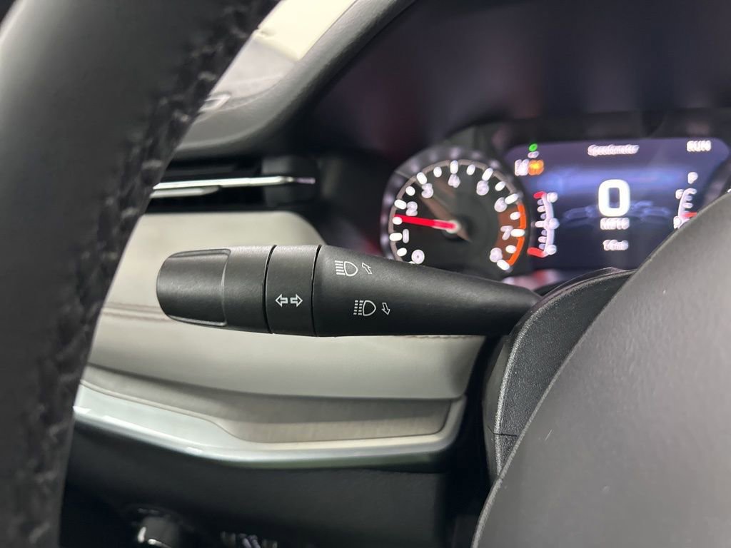 New 2026 Jeep Compass Limited image 34