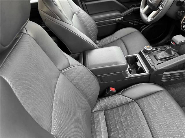 Certified 2025 Toyota Tacoma TRD Off-Road w/ TRD Off Road Premium Package image 20