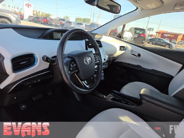 Used 2020 Toyota Prius XLE AWD/4WD image 22