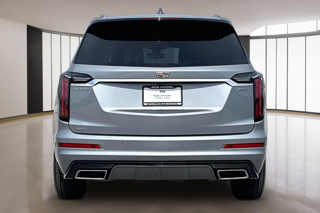Certified 2025 Cadillac XT6 Sport w/ Platinum Package AWD/4WD image 4