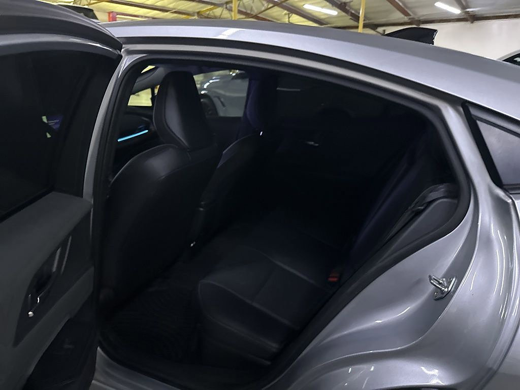 Used 2024 Toyota Prius XLE FWD image 10