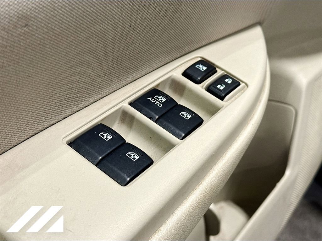 Used 2014 Subaru Outback 2.5i Premium AWD/4WD image 18