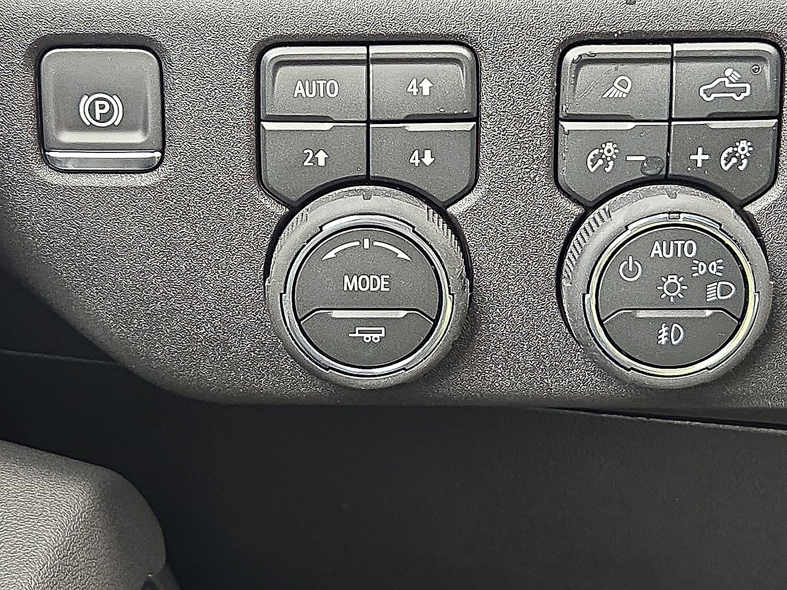 New 2026 Chevrolet Silverado 2500 LTZ w/ LTZ Convenience Package image 21