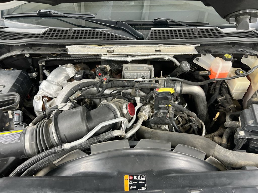 Used 2020 Chevrolet Silverado 2500 LTZ AWD/4WD image 24
