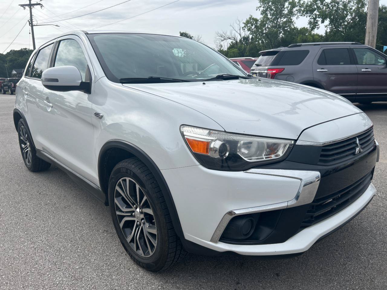 Used 2016 Mitsubishi Outlander Sport ES AWD/4WD image 3