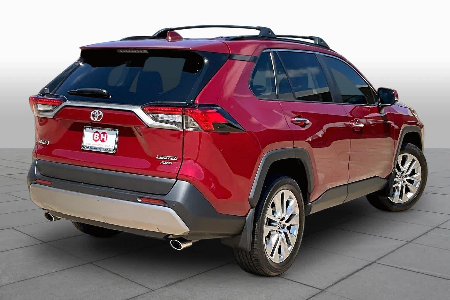 Used 2023 Toyota RAV4 Limited w/ Limited Grade Weather Package AWD/4WD image 13