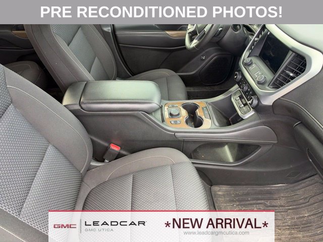 Used 2023 GMC Acadia SLE w/ Driver Convenience Package AWD/4WD image 12