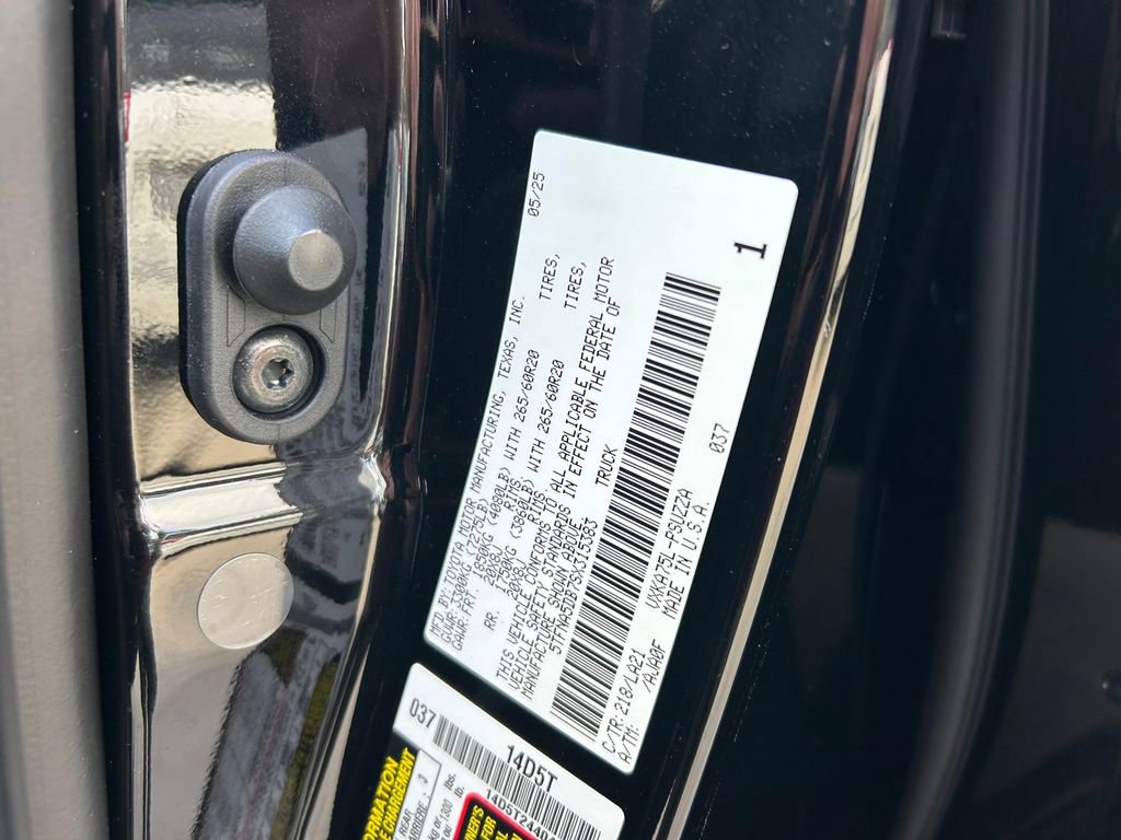 Used 2025 Toyota Tundra Platinum image 10