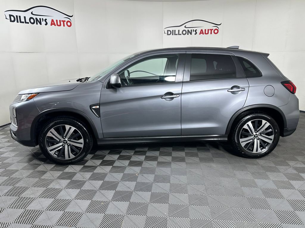 Used 2025 Mitsubishi Outlander Sport ES image 3