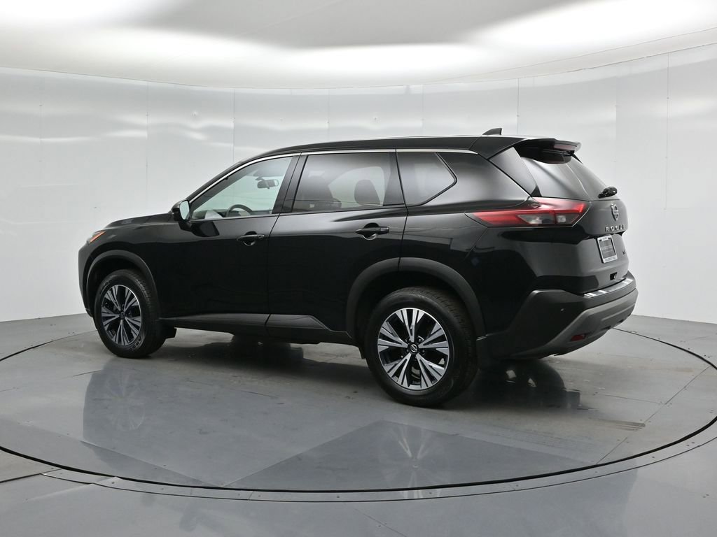 Used 2021 Nissan Rogue SV image 7