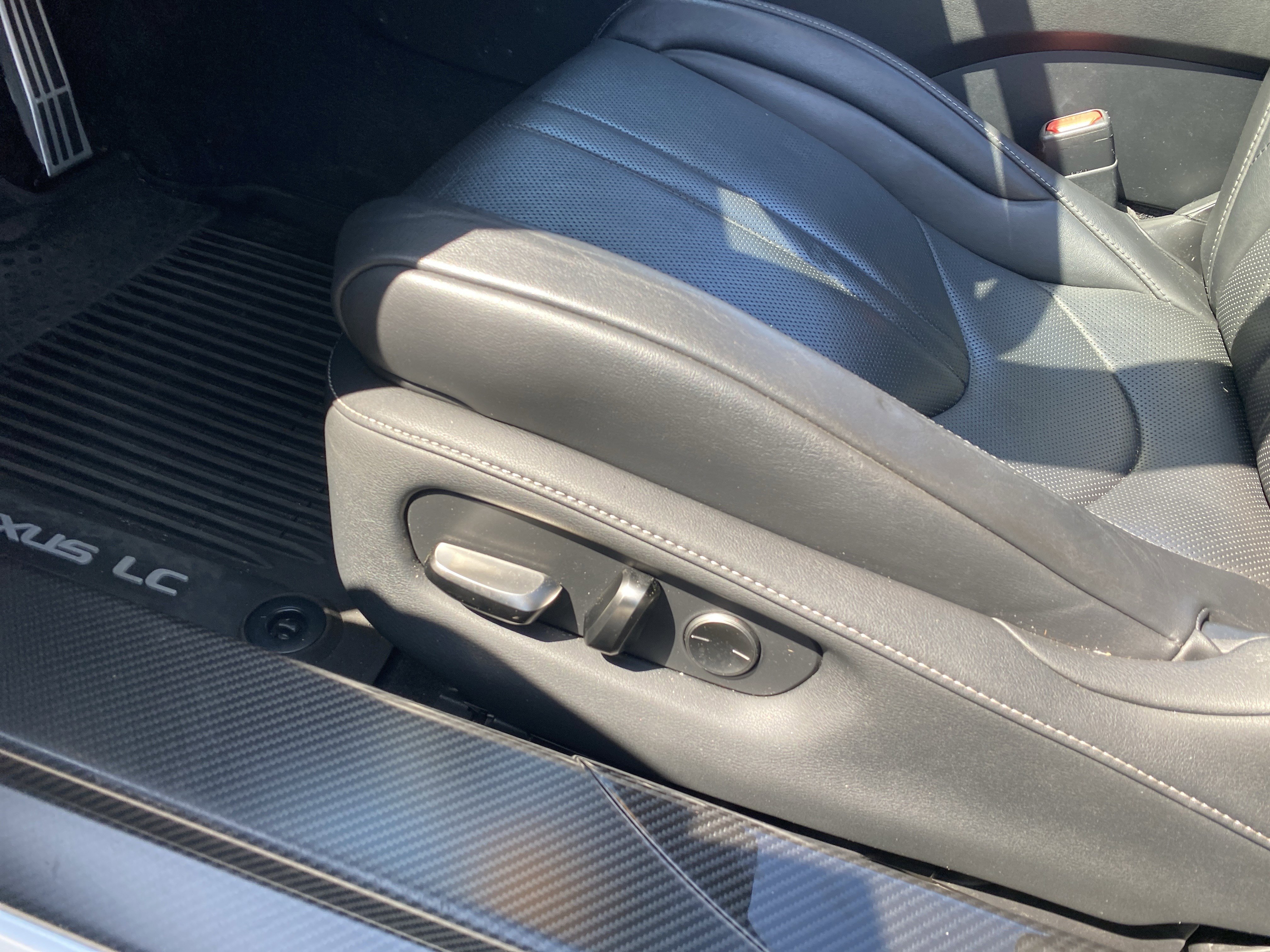 Used 2021 Lexus LC 500 Convertible w/ Touring Package image 20