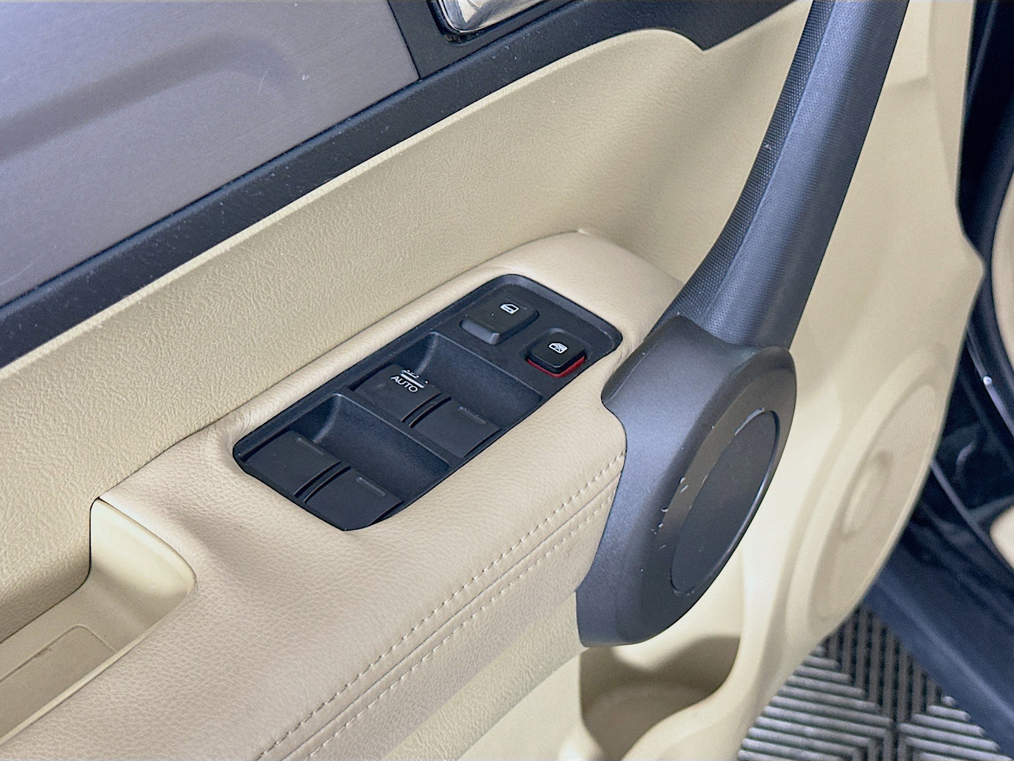 Used 2011 Honda CR-V EX-L image 15