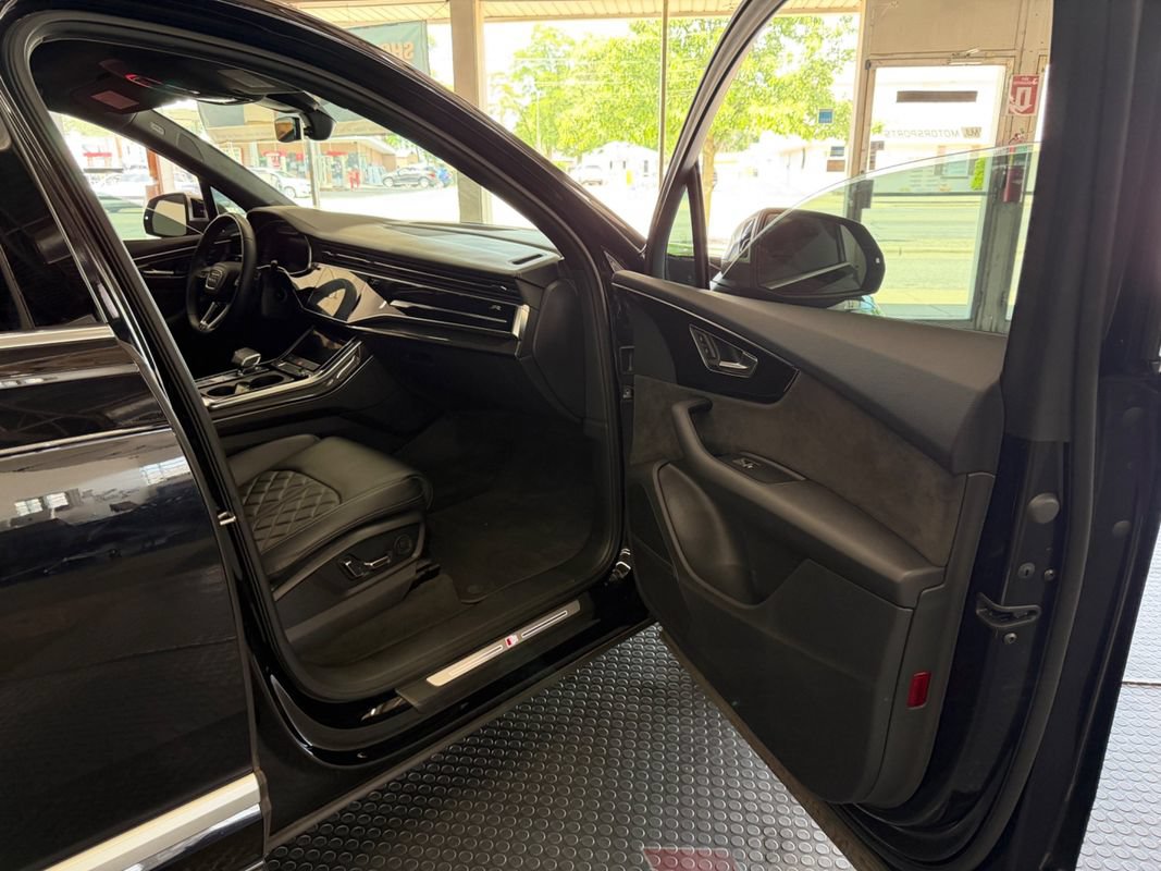 Used 2021 Audi SQ7 Premium Plus AWD/4WD image 39