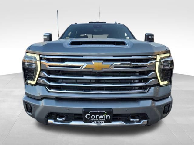 New 2026 Chevrolet Silverado 3500 High Country w/ High Country Premium Package AWD/4WD image 4