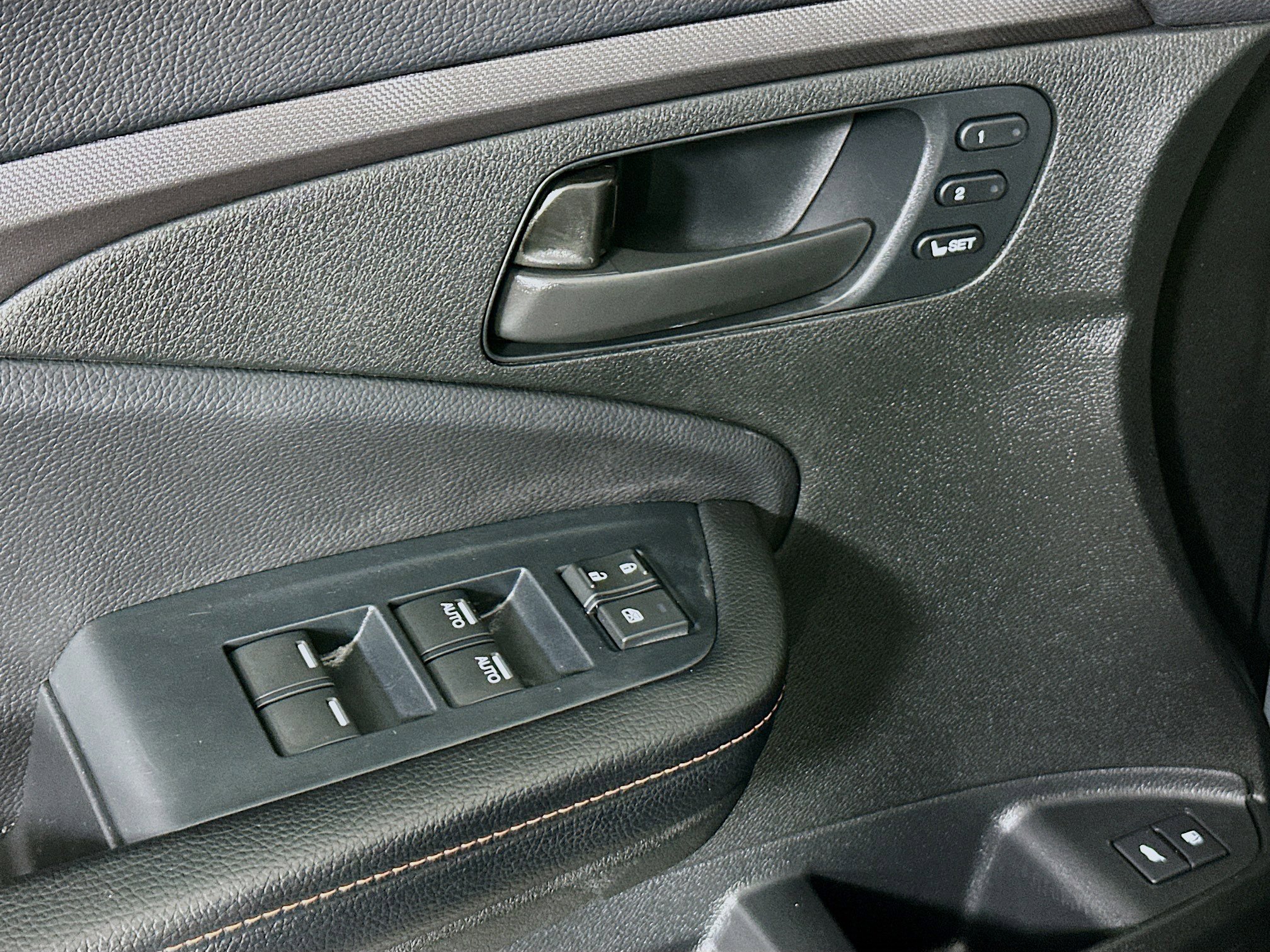 Used 2022 Honda Pilot TrailSport image 14