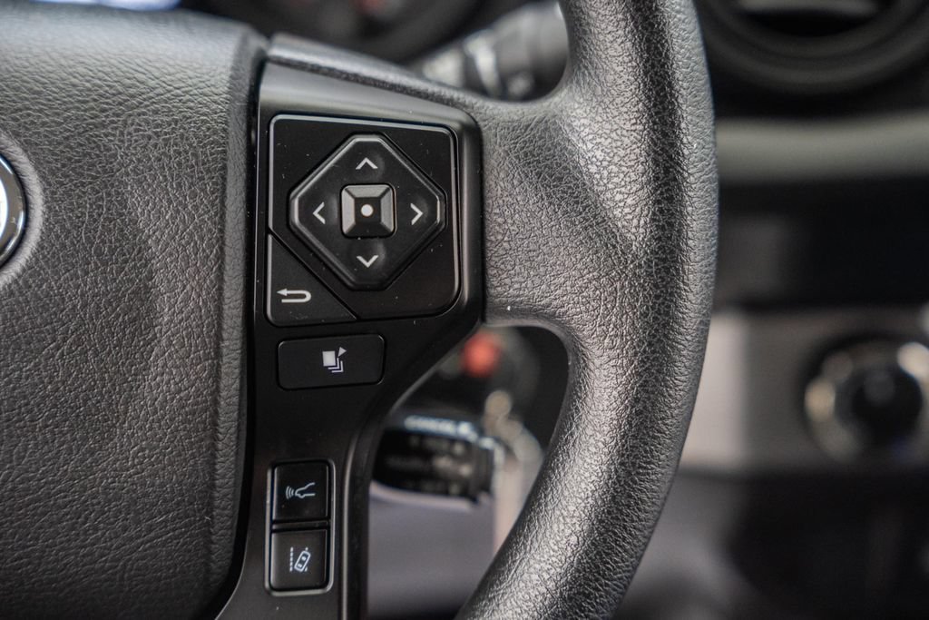 Certified 2021 Toyota Tacoma SR AWD/4WD image 25