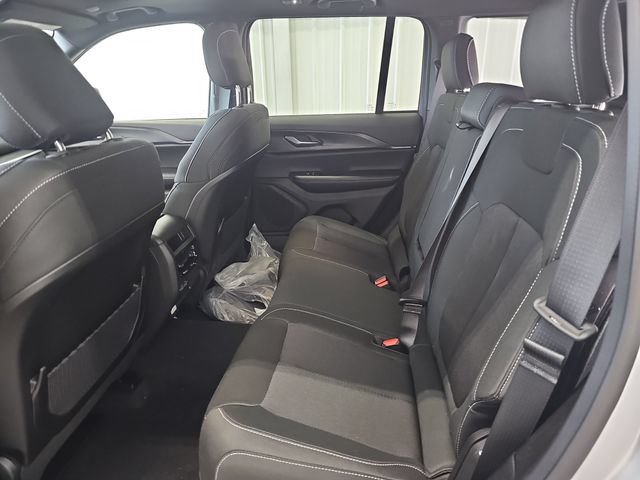 New 2026 Jeep Grand Cherokee Laredo X AWD/4WD image 23