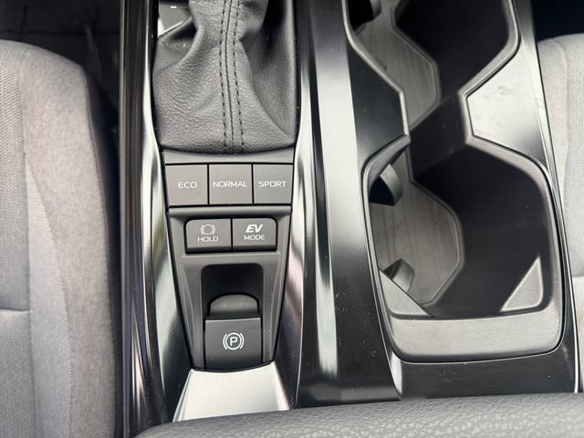 Certified 2025 Toyota Camry LE FWD image 24