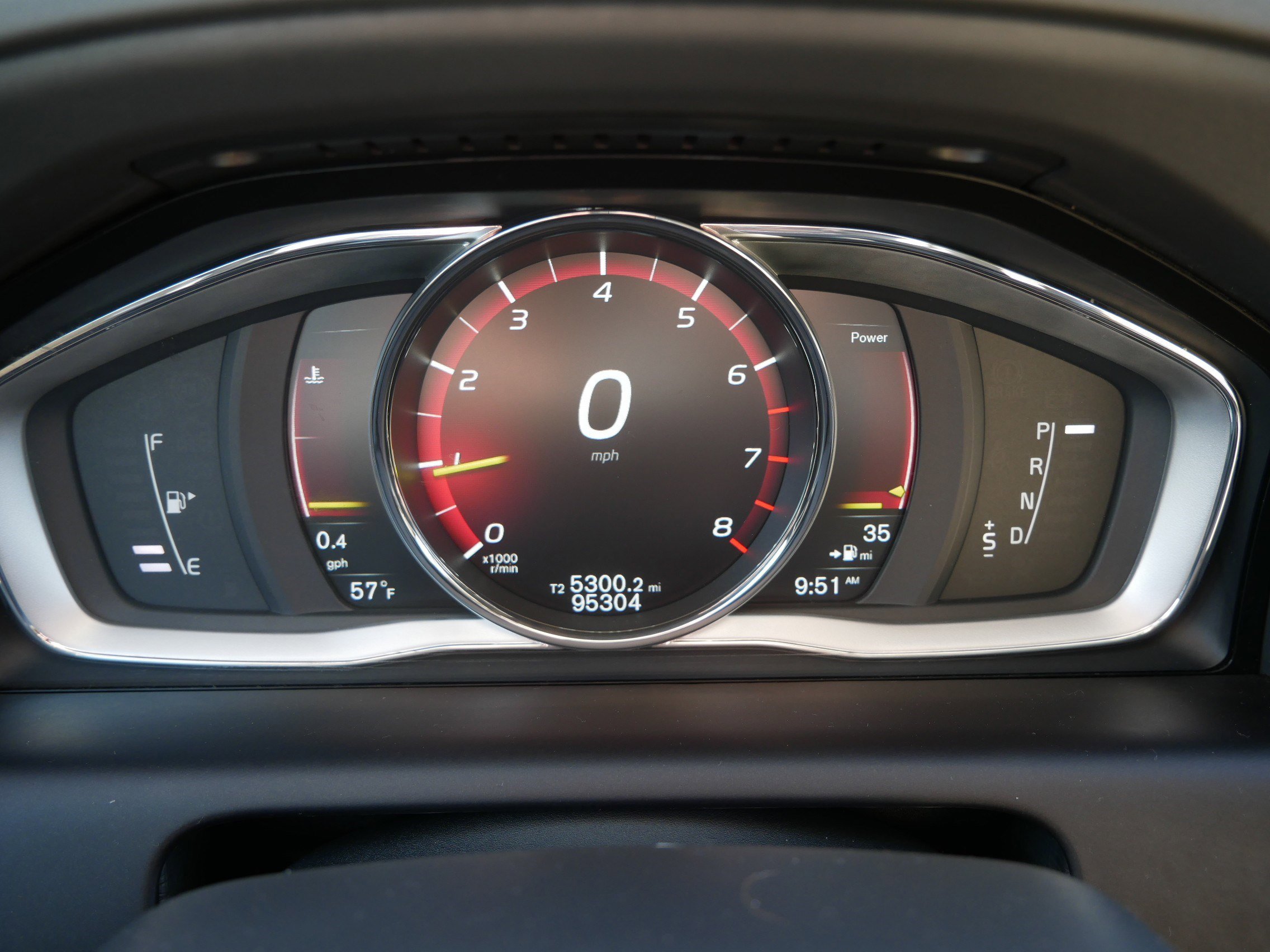 Used 2017 Volvo XC60 T6 Dynamic w/ Preferred Option Package image 21