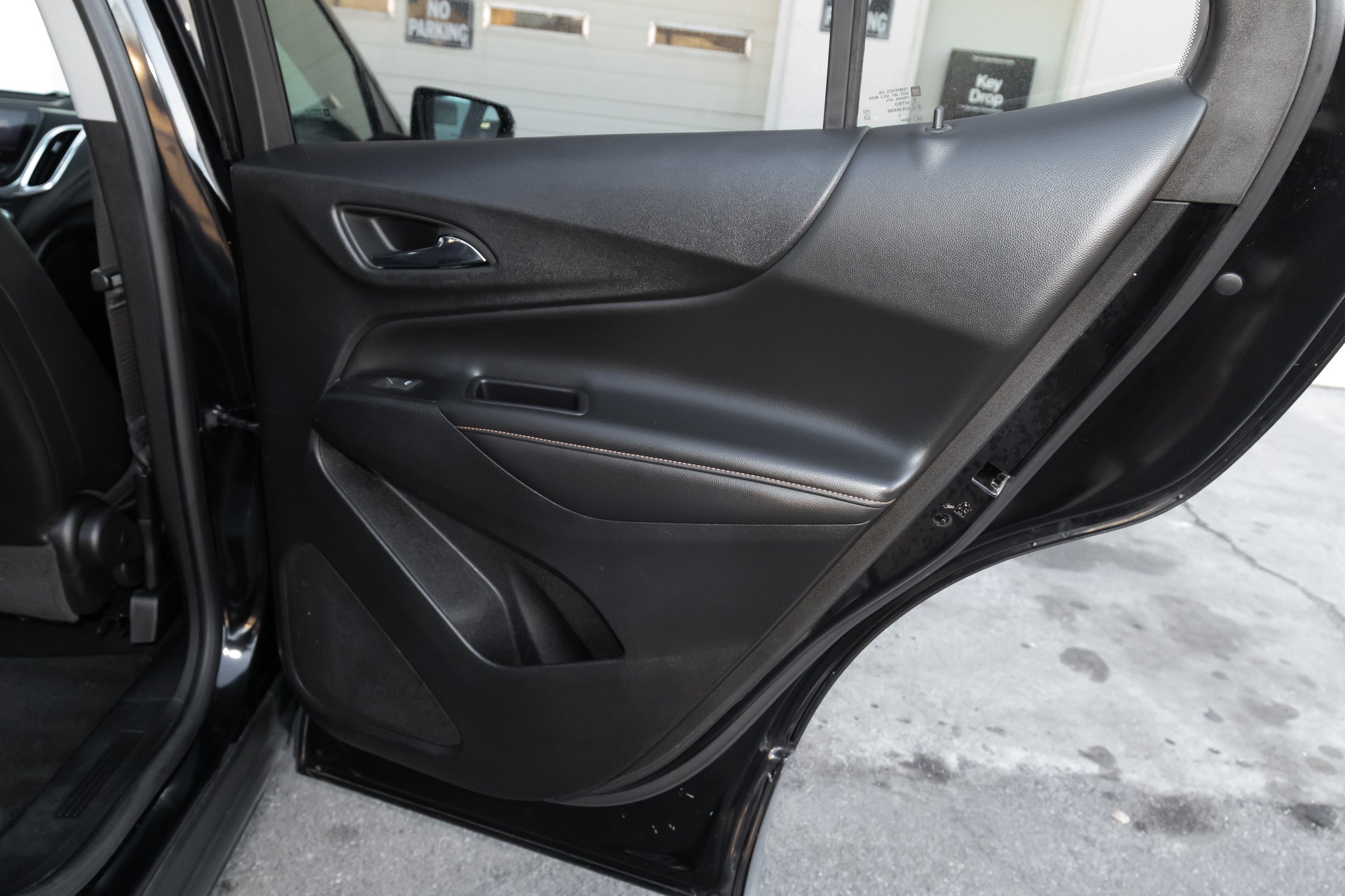 Used 2019 Chevrolet Equinox Premier image 15