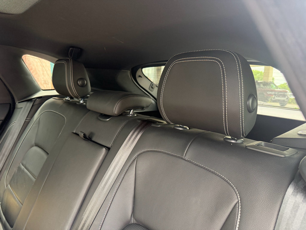 Used 2018 Jaguar F-PACE S AWD/4WD image 12
