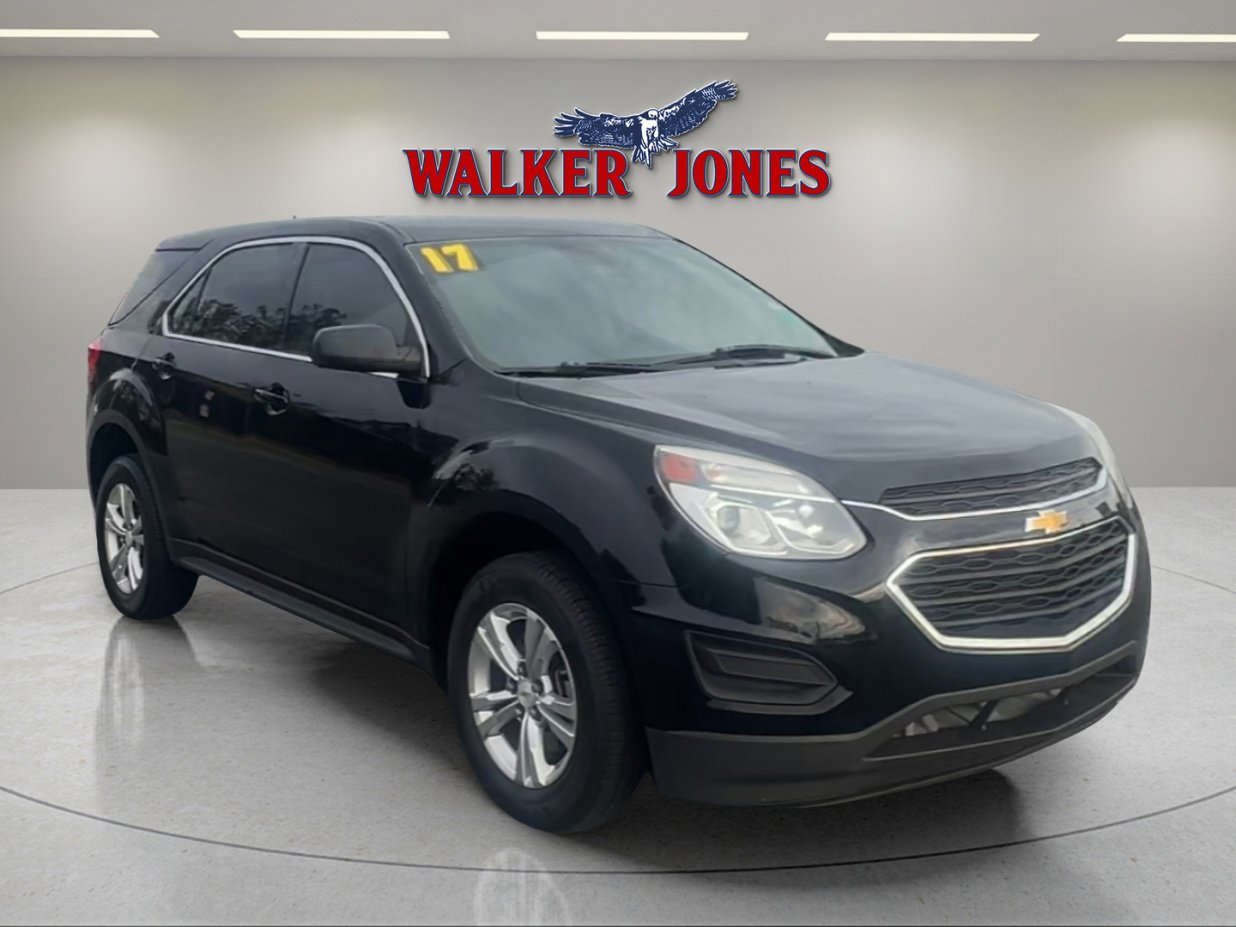 Used 2017 Chevrolet Equinox LS image 1