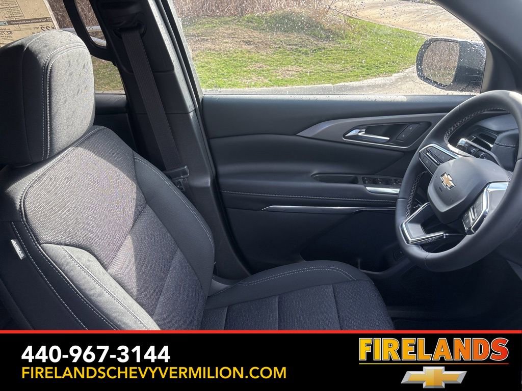 New 2026 Chevrolet Traverse LT w/ LPO, Floor Liner Package FWD image 30