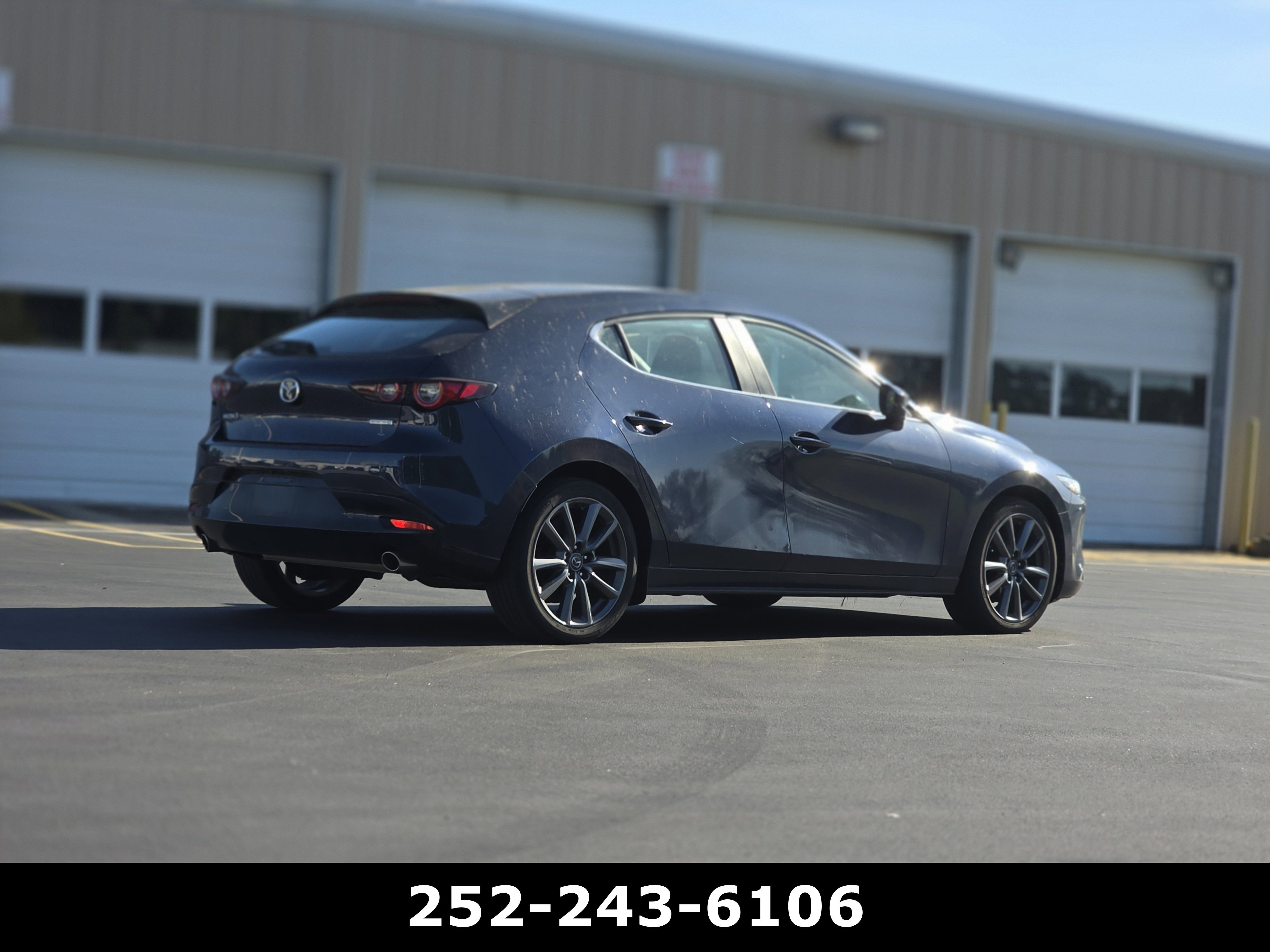 Used 2023 MAZDA MAZDA3 s image 7