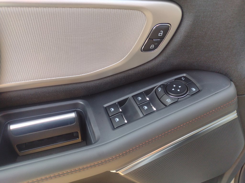 New 2025 Ford Expedition Max Active image 25