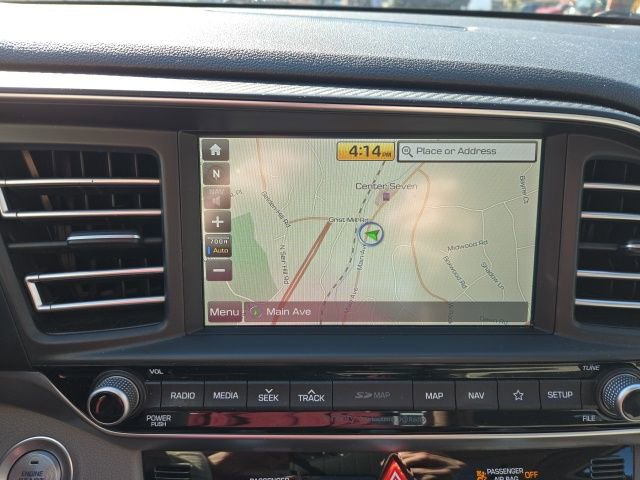Used 2020 Hyundai Elantra Limited w/ Ultimate Package 03 FWD image 4