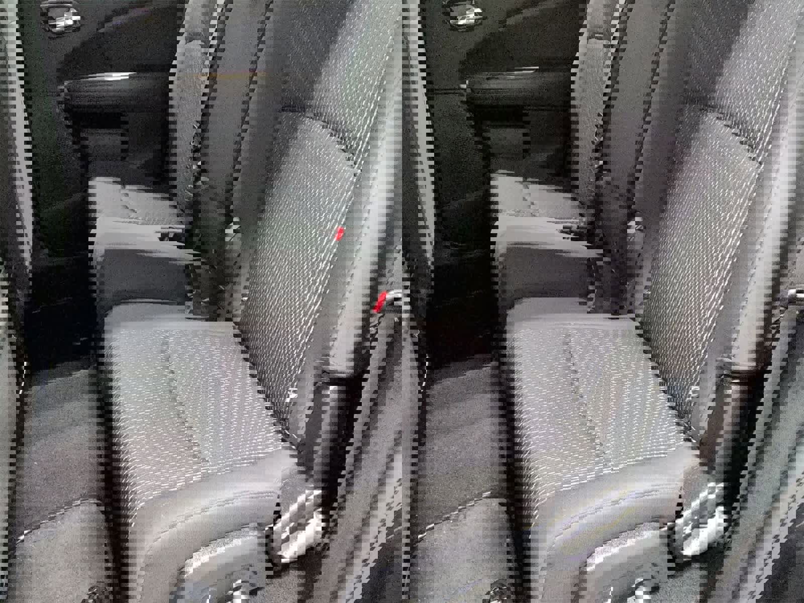 Used 2018 Dodge Journey SE image 20