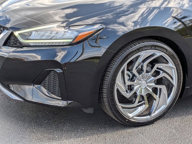 Certified 2023 Nissan Maxima SV w/ Floor Mat Group FWD image 9