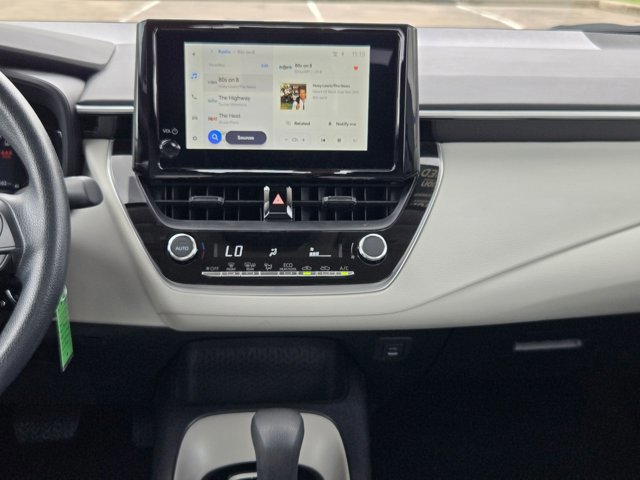 Used 2026 Toyota Corolla LE FWD image 14