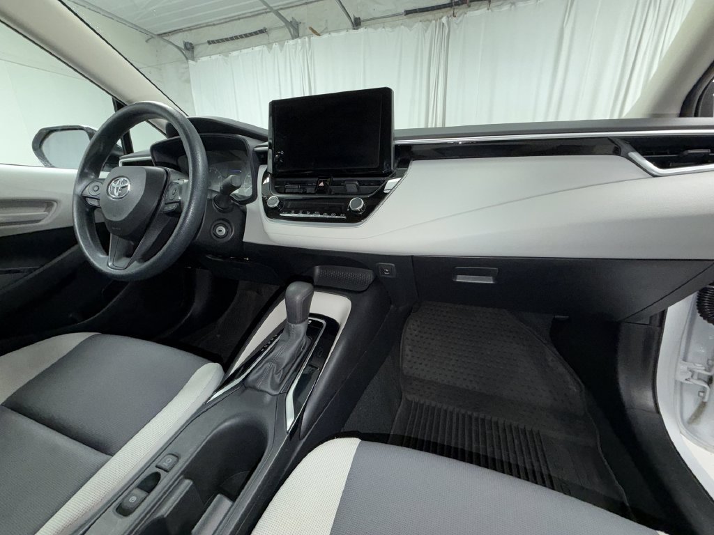 Certified 2024 Toyota Corolla LE FWD image 20