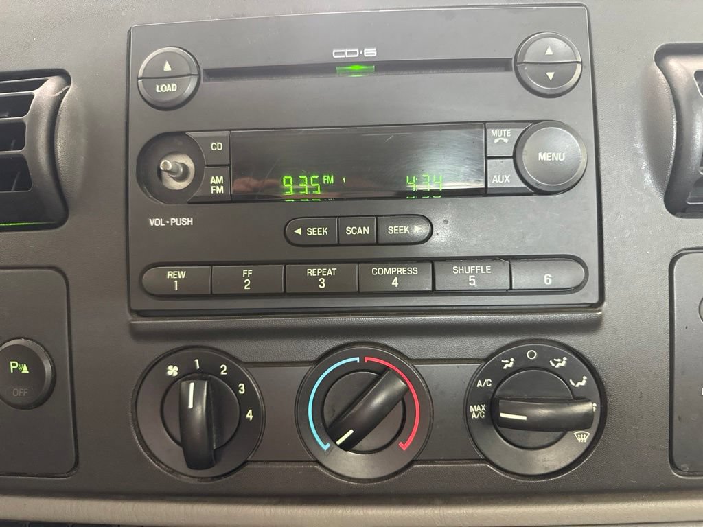 Used 2007 Ford F350 XLT AWD/4WD image 14
