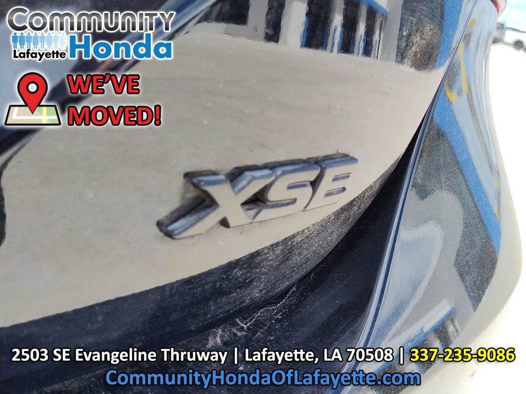 Used 2020 Toyota Camry XSE FWD image 8