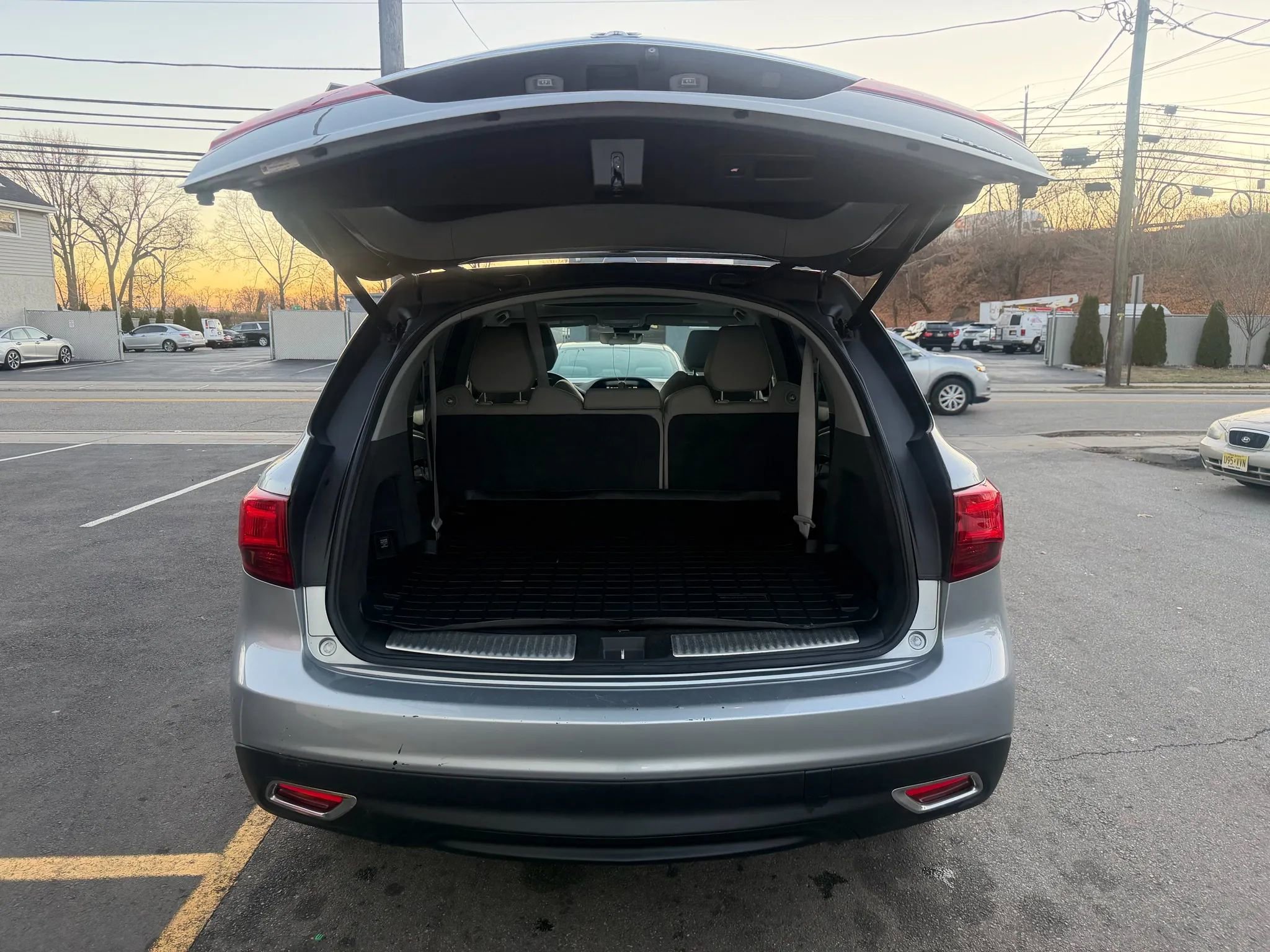 Used 2016 Acura MDX SH-AWD w/ Technology Package image 27