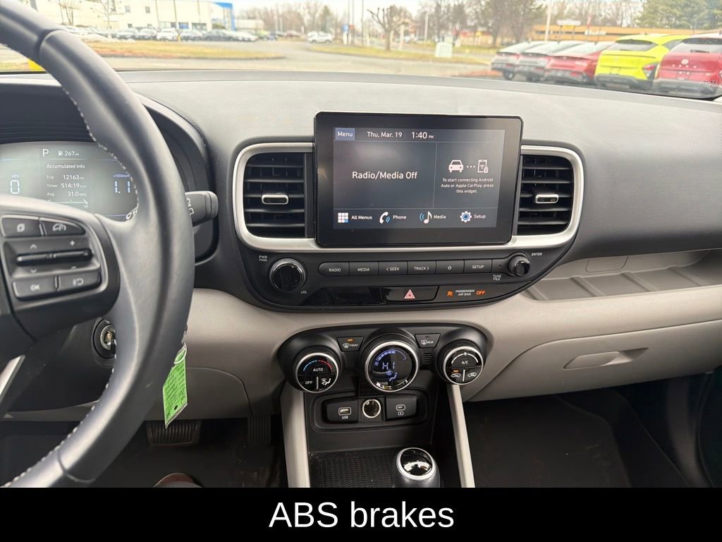 Certified 2023 Hyundai Venue SEL image 17