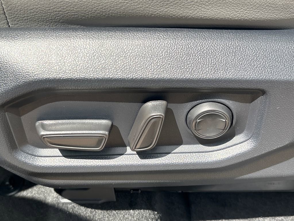 New 2026 Toyota Tundra SR5 image 10