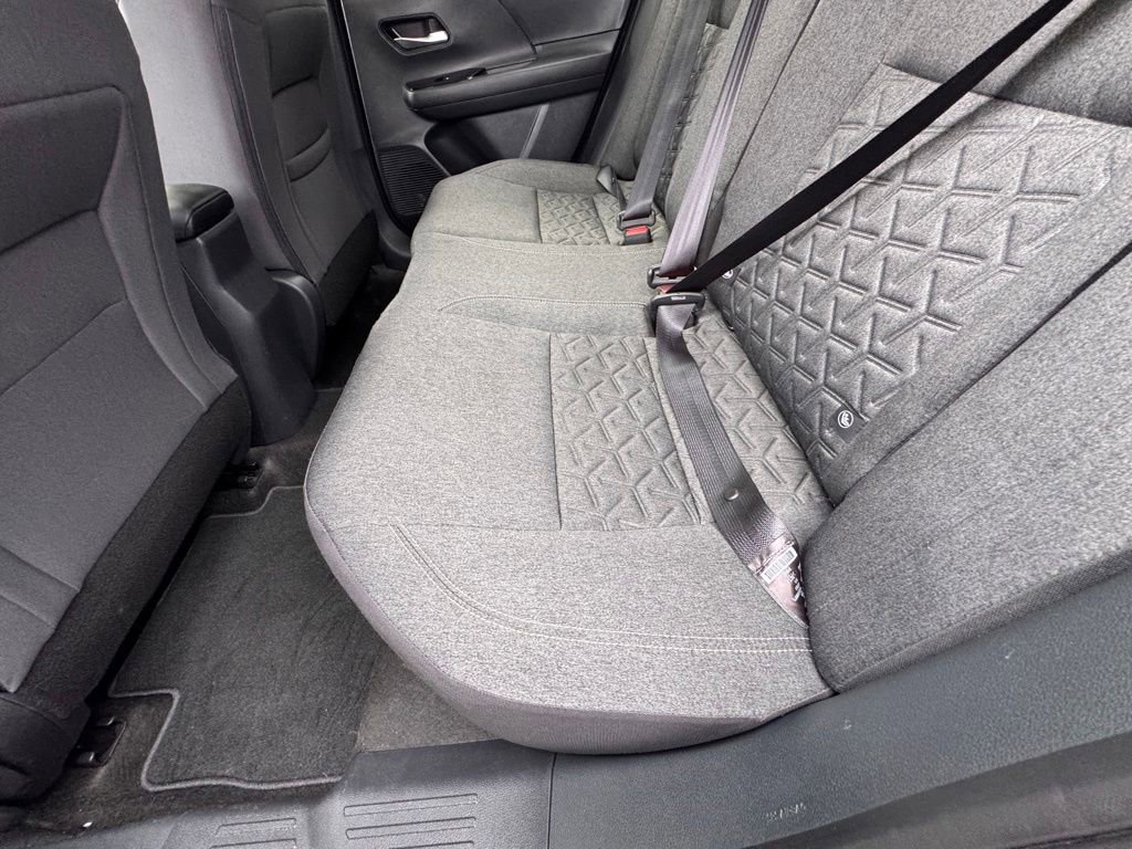 Used 2025 Nissan Kicks SV FWD image 21