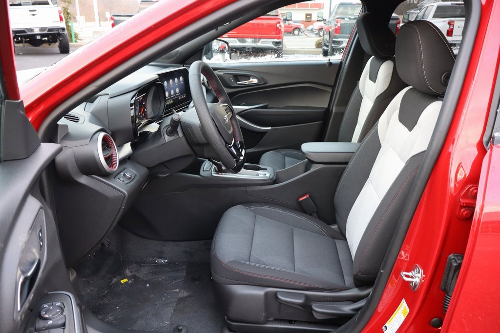 New 2026 Chevrolet Trax RS w/ Driver Confidence Package image 4