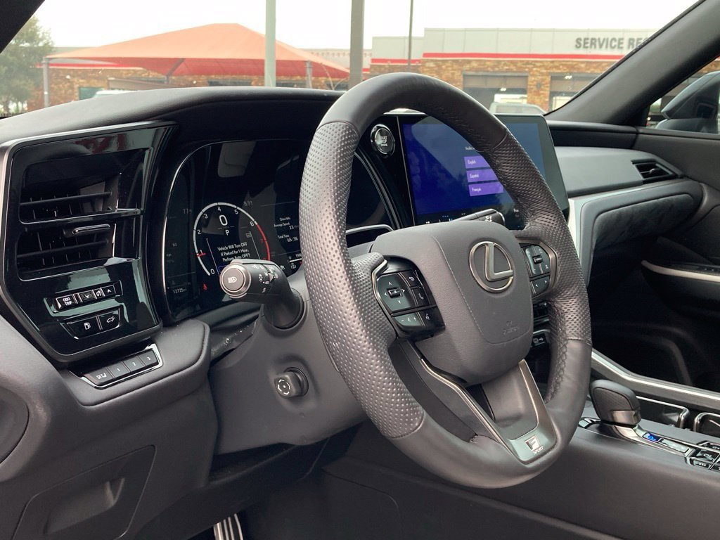 Used 2026 Lexus TX 350 AWD w/ Technology Package image 9