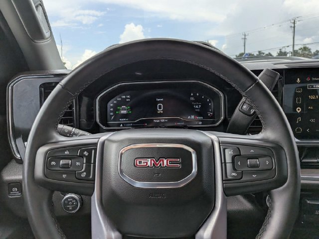 Used 2025 GMC Sierra 1500 SLT AWD/4WD image 22