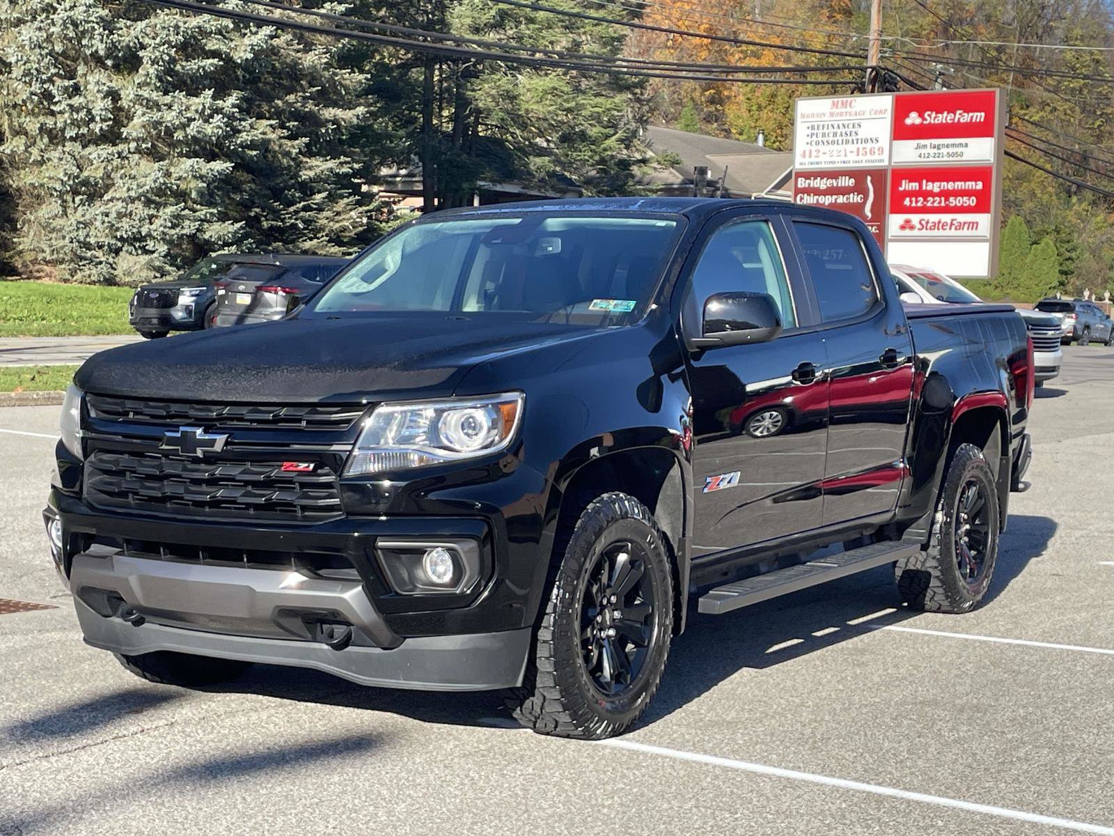 Certified 2022 Chevrolet Colorado Z71 w/ Z71 Midnight Edition AWD/4WD image 7