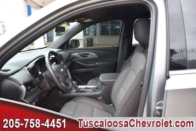 Used 2023 Chevrolet Traverse LT FWD image 19