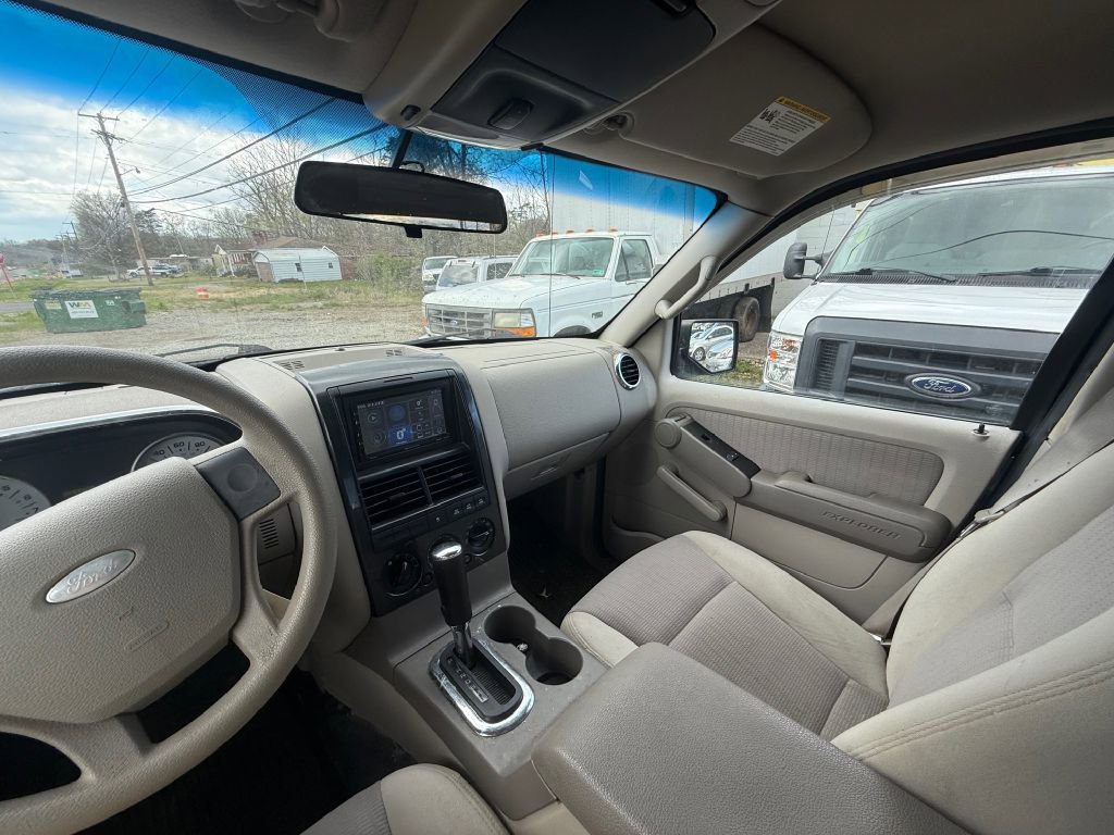 Used 2007 Ford Explorer Sport Trac XLT image 6
