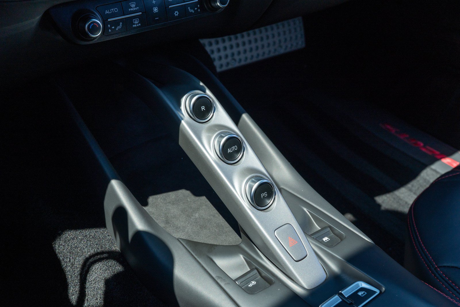 Used 2022 Ferrari 812 GTS RWD image 46